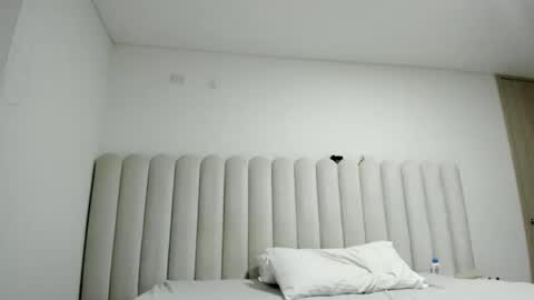 Snapshot of meganmir1 chatting on 03-21-26, 11:52 meganmir1 online show from 03-21-26, 11:52