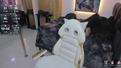 Snapshot of megann__up chatting on 11-16-25, 07:41 Megan online show from 11-16-25, 07:41