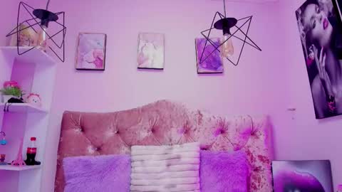 Megann Noa  online show from 11-05-25, 08:09