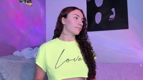 Snapshot of megannp chatting on 03-19-26, 01:42 Megan Price online show from 03-19-26, 01:42