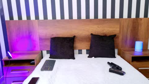 Megan  online show from 09-18-25, 10:06