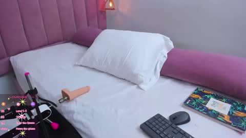 Snapshot of megansaenz_1 chatting on 03-10-26, 08:14 Megan online show from 03-10-26, 08:14