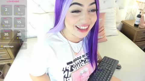 Megan online show from 09-21-25, 11:45