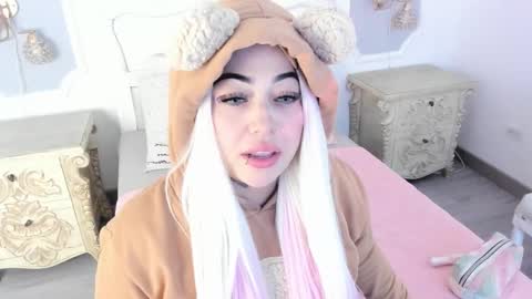 Megan online show from 10-18-25, 11:44