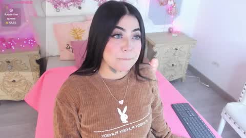 Megan online show from 11-26-25, 11:44