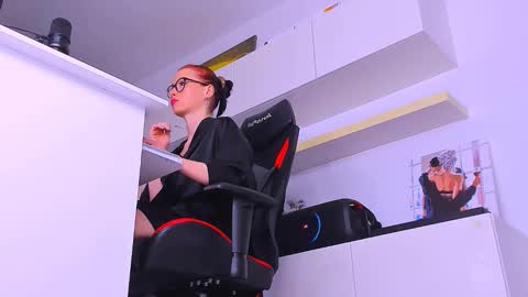 Megan online show from 09-13-25, 07:35