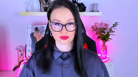 Snapshot of meganstones chatting on 03-04-26, 05:30 Megan online show from 03-04-26, 05:30