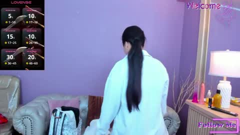 Megan online show from 05-11-26, 12:00