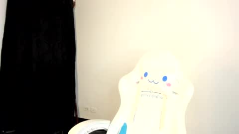 Snapshot of meganthompsonn chatting on 04-09-26, 09:58 Megan online show from 04-09-26, 09:58