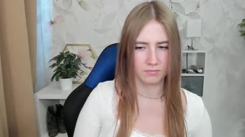 Megan online show from 09-26-25, 05:44