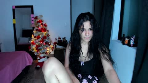 Snapshot of meganxue18 chatting on 12-19-24, 12:56 Megan Xue online show from 12-19-24, 12:56