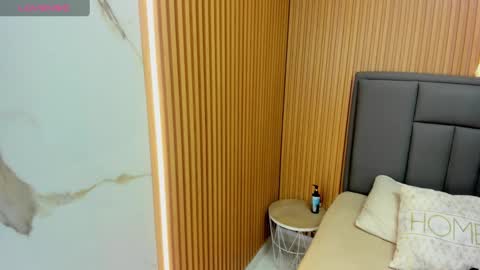 Snapshot of meganzarick chatting on 11-15-25, 03:15 M E G A N online show from 11-15-25, 03:15