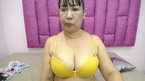Snapshot of megatitsxxx chatting on 12-21-25, 12:56 milfpleasure online show from 12-21-25, 12:56