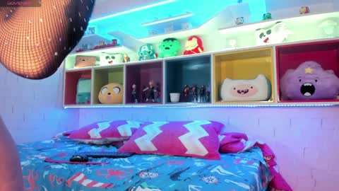 Snapshot of meggy_mae chatting on 03-31-26, 11:43 MEGGY MAE online show from 03-31-26, 11:43