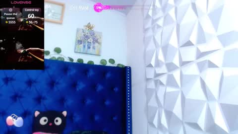 Snapshot of meghan_crouch chatting on 03-07-25, 06:00 MEGHAN online show from 03-07-25, 06:00