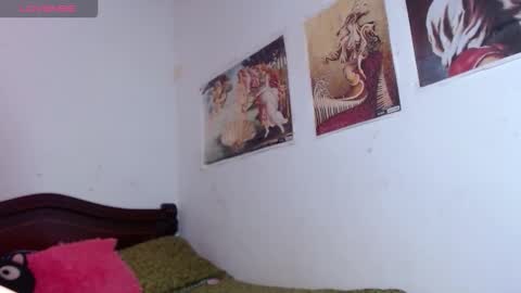  MEGHAN  online show from 02-04-26, 07:42