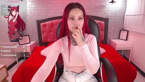 Snapshot of meghan_nill chatting on 01-17-25, 06:15 Meghan online show from 01-17-25, 06:15