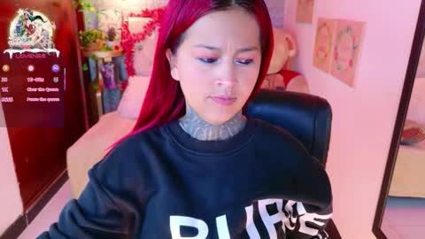 Snapshot of meghan_nill chatting on 12-18-25, 03:01 Meghan online show from 12-18-25, 03:01