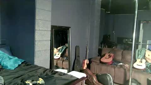 Snapshot of meghanhanx chatting on 05-13-26, 12:41 meghan online show from 05-13-26, 12:41