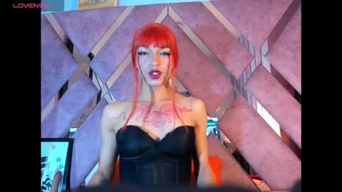 Snapshot of meghanqueen__ chatting on 03-19-26, 05:00 meghanqueen__ online show from 03-19-26, 05:00