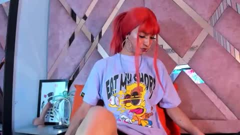 meghanqueen__ online show from 05-02-26, 05:45