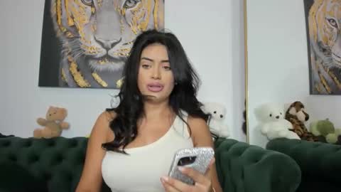 Snapshot of megpalmer chatting on 10-16-25, 07:26 megpalmer online show from 10-16-25, 07:26