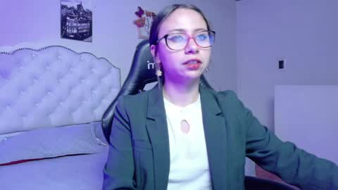 Mei online show from 03-28-26, 02:33