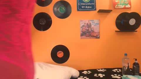 MEIS online show from 12-21-25, 03:02