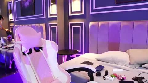 Mekari . online show from 03-29-26, 06:08