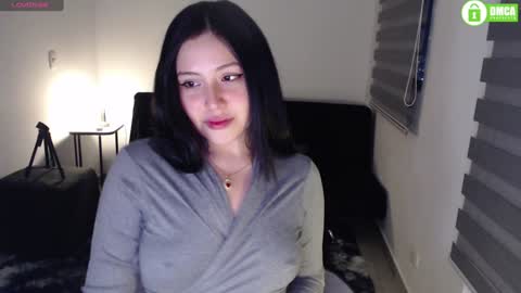 Snapshot of meko_hzu chatting on 01-17-25, 12:42 WETWATERMELL online show from 01-17-25, 12:42