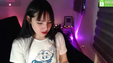 Snapshot of meko_hzu chatting on 06-22-26, 01:29 WETWATERMELL online show from 06-22-26, 01:29