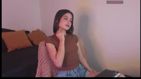 mel0dy_cute online show from 10-08-25, 05:27