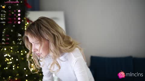 Snapshot of mel_collins chatting on 01-04-25, 03:28 MELANIE PVT ONLY 60TK PER MIN online show from 01-04-25, 03:28