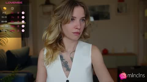 Snapshot of mel_collins chatting on 10-23-25, 11:20 MELANIE PVT ONLY 60TK PER MIN online show from 10-23-25, 11:20