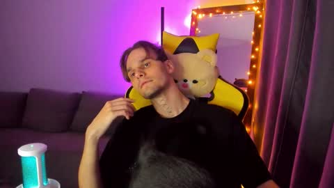 MelKallen online show from 09-22-25, 03:25