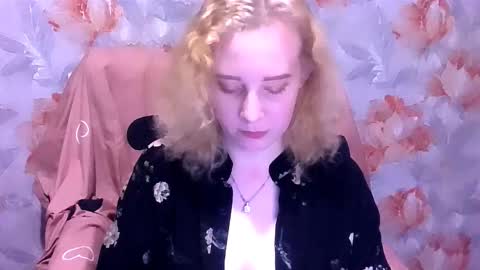 Mel Mellie online show from 12-14-25, 07:51