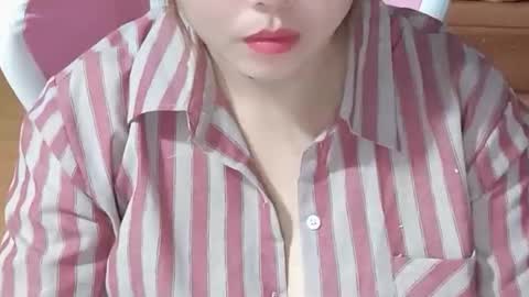 mela7386 online show from 01-18-26, 11:14