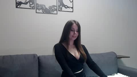 Snapshot of meladams chatting on 01-29-25, 11:35 meladams online show from 01-29-25, 11:35