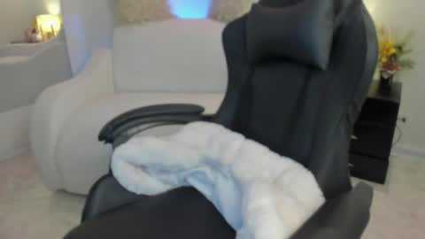 melan_owen online show from 05-07-26, 11:04