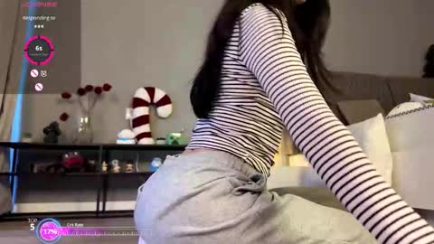 Snapshot of melana_love chatting on 12-20-25, 12:01 Melana online show from 12-20-25, 12:01