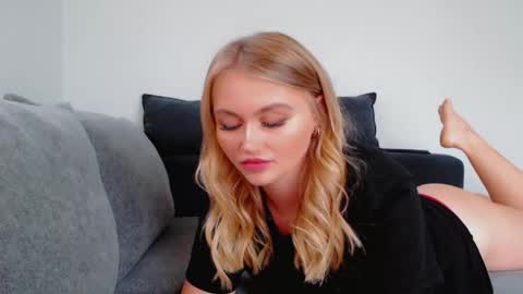 Melania online show from 10-24-25, 10:00