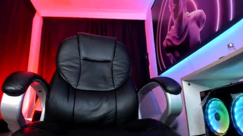 Snapshot of melani_greyy chatting on 02-15-25, 11:58 melani greyy online show from 02-15-25, 11:58