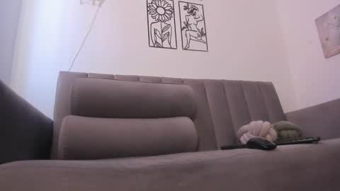 melani greyy online show from 12-13-25, 09:42