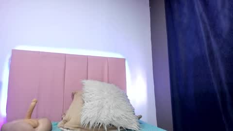 MELANI - online show from 02-20-25, 03:41