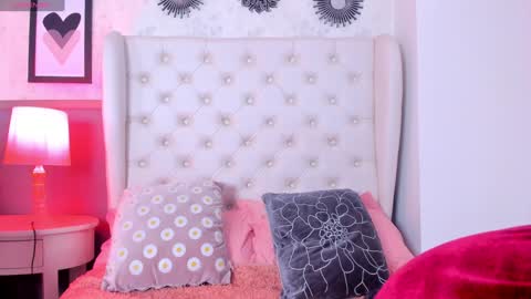 Melanie online show from 02-08-25, 11:22