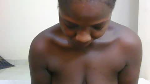 Snapshot of melanie_bae1 chatting on 06-25-26, 05:07 melanie_bae1 online show from 06-25-26, 05:07