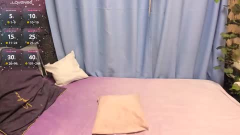 Melanie online show from 10-04-25, 09:07