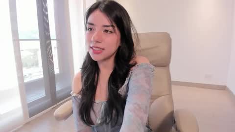 Snapshot of melanie_owo chatting on 03-11-26, 09:10 Melanie online show from 03-11-26, 09:10