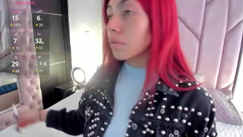 Snapshot of melanie_roux_ chatting on 11-05-25, 11:54 Melanie roux online show from 11-05-25, 11:54