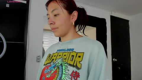 Melanie roux  online show from 05-06-26, 12:10